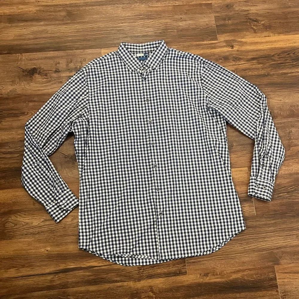 14th & Union Mens Blue and White Plaid T-shirt
